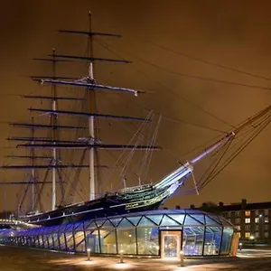 Black Pearl And Captain Sparrow Guest house London